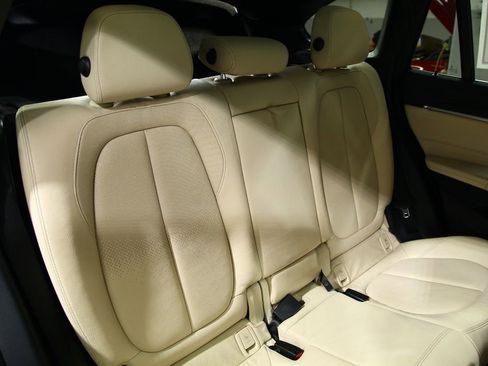 Used 2018 BMW X1 xDrive28i image 26