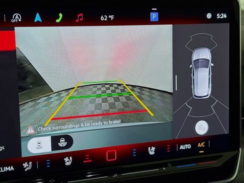 New 2025 Volkswagen GTI SE image 15