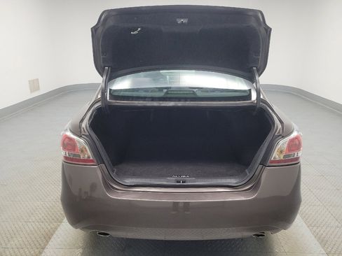 Used 2015 Nissan Altima 2.5 SV image 29