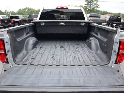 Used 2018 Chevrolet Silverado 2500 LT w/ LT Convenience Package AWD/4WD image 9