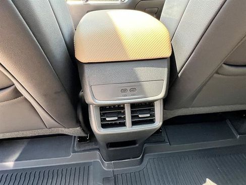 New 2027 Chevrolet Equinox ACTIV FWD image 18