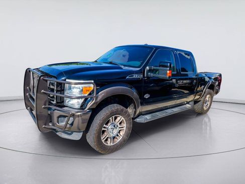 Used 2016 Ford F250 King Ranch w/ FX4 Off-Road Package AWD/4WD image 1
