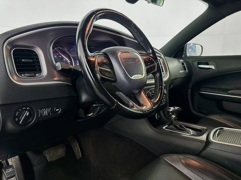Used 2020 Dodge Charger SXT w/ Leather Interior Group image 22