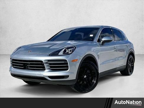 Used 2020 Porsche Cayenne image 1