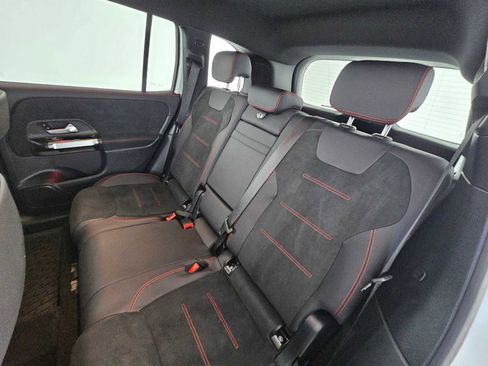 Certified 2025 Mercedes-Benz GLB 250 image 18