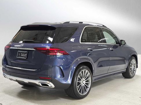 Certified 2025 Mercedes-Benz GLE 450 4MATIC image 3