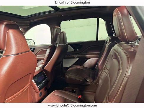 Certified 2023 Lincoln Aviator Black Label w/ Dynamic Handling Package AWD/4WD image 37