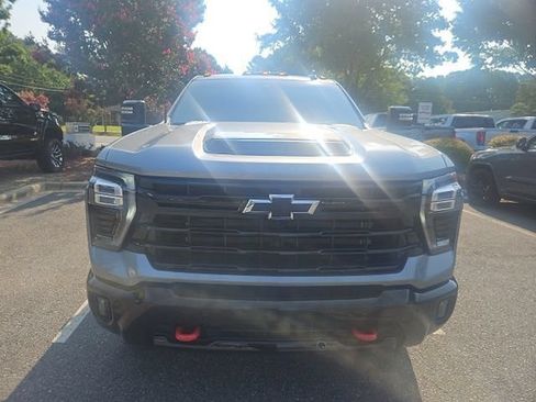 Used 2026 Chevrolet Silverado 2500 LT w/ Trail Boss Package AWD/4WD image 2