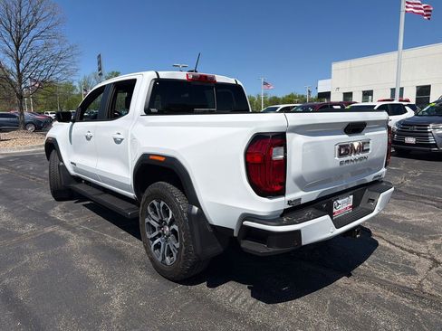 Used 2024 GMC Canyon AT4 w/ AT4 Premium Package image 10