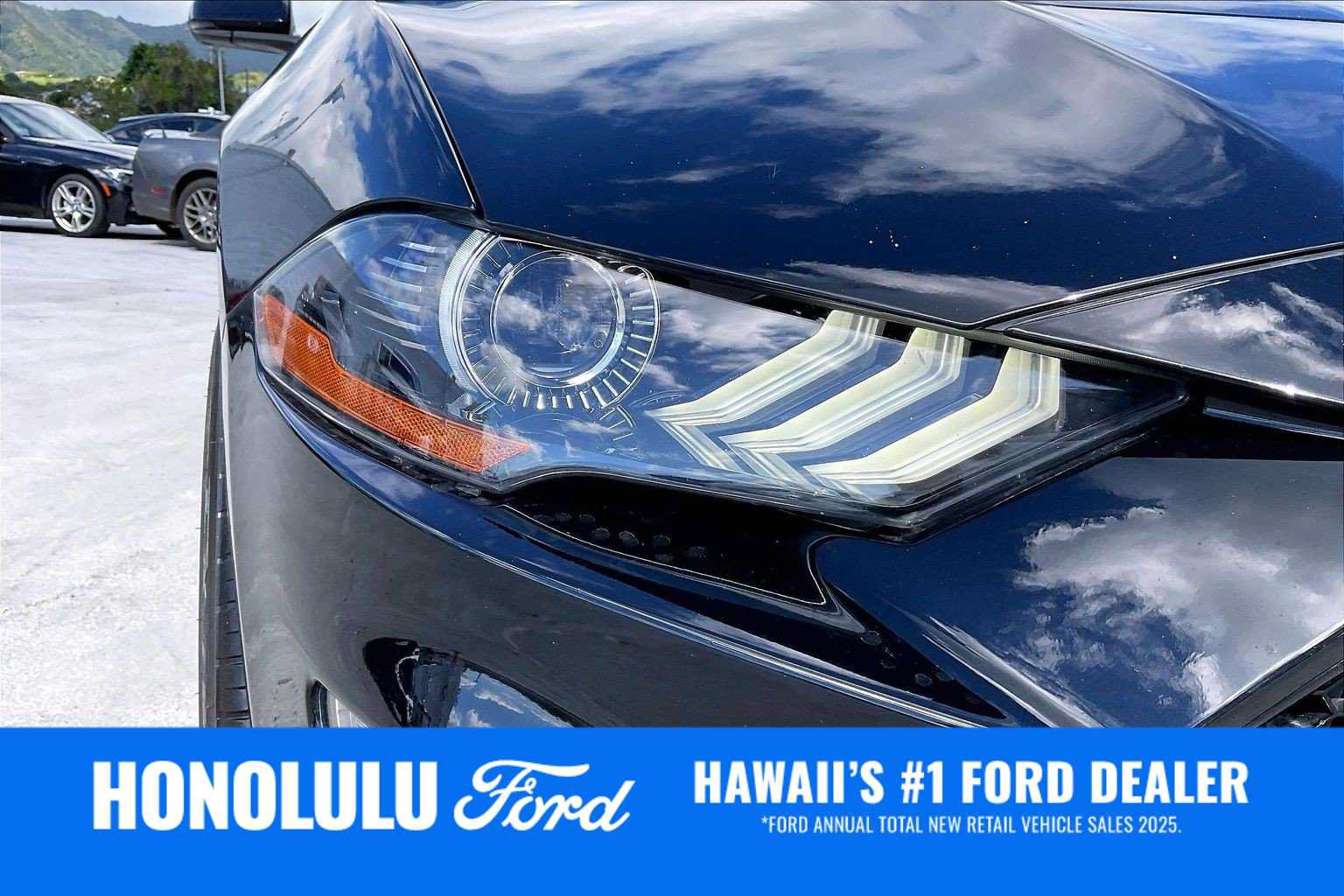 Used 2018 Ford Mustang GT Premium w/ Black Accent Package RWD image 30