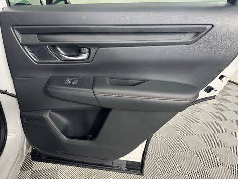 Used 2025 Honda CR-V Sport-L image 39