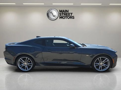Used 2019 Chevrolet Camaro LT w/ RS Package image 6