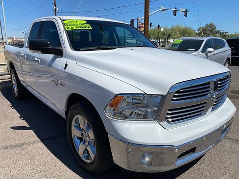 Used 2017 RAM 1500 Big Horn image 3