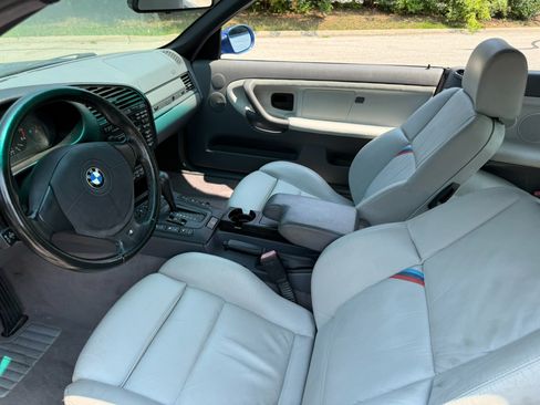 Used 1999 BMW M3 Convertible RWD image 9