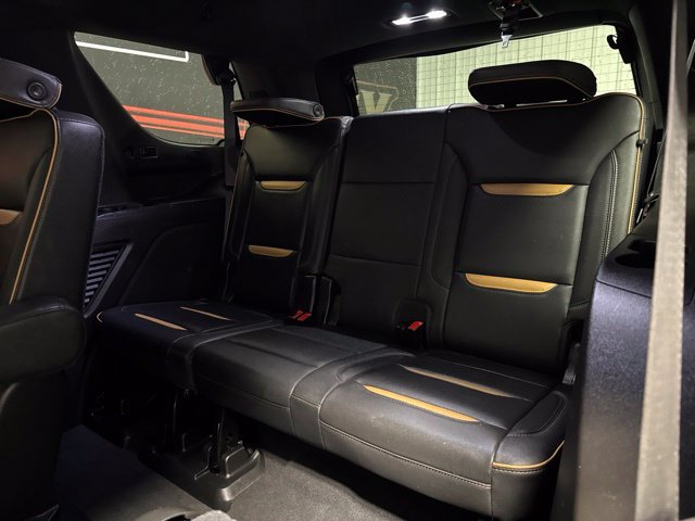 Used 2021 GMC Yukon AT4 w/ Technology Package AWD/4WD image 18