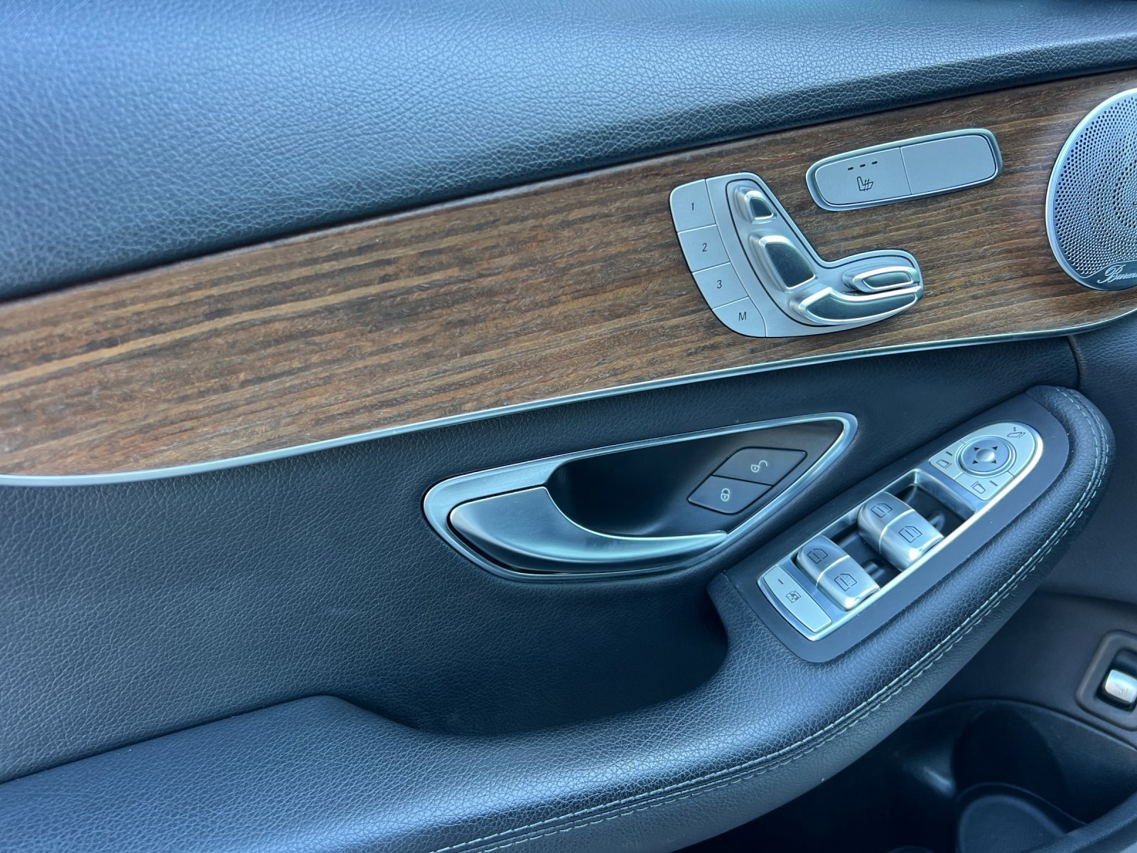 Certified 2019 Mercedes-Benz C 300 4MATIC Sedan image 10