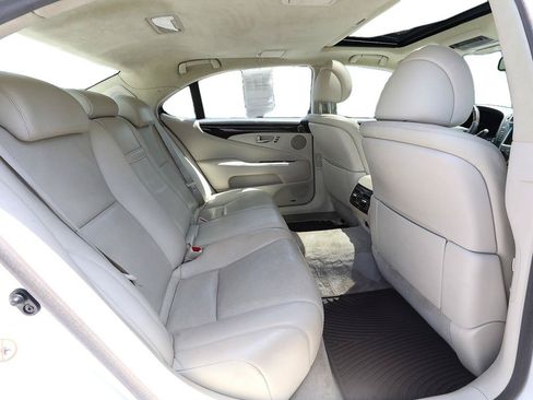 Used 2007 Lexus LS 460 L RWD image 22