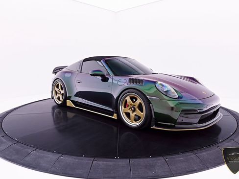 Used 2023 Porsche 911 Targa 4 GTS AWD/4WD image 21