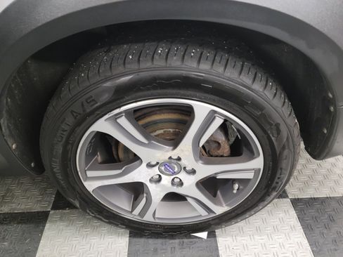 Used 2015 Volvo XC70 T6 Premier Plus image 32