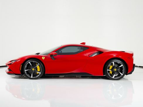 Used 2023 Ferrari SF90 Stradale image 6