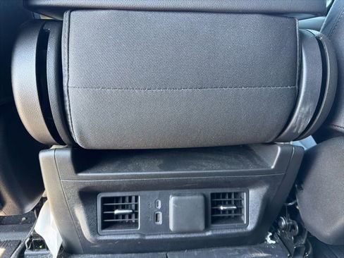 Used 2025 GMC Sierra 1500 Elevation AWD/4WD image 16