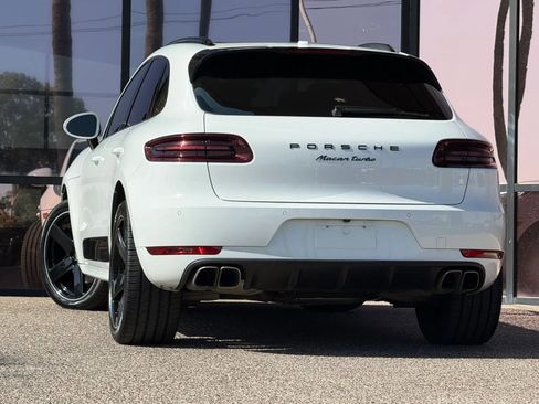 Used 2017 Porsche Macan Turbo AWD/4WD image 8