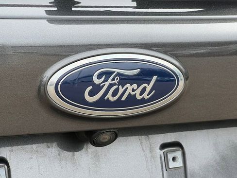 Used 2019 Ford Escape SE image 41