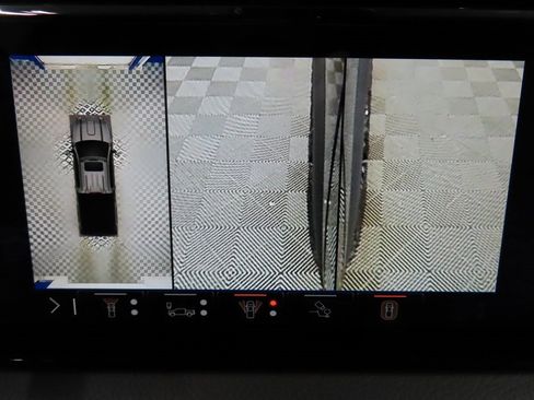 Used 2024 GMC Sierra 3500 Denali w/ Denali Reserve Package image 19