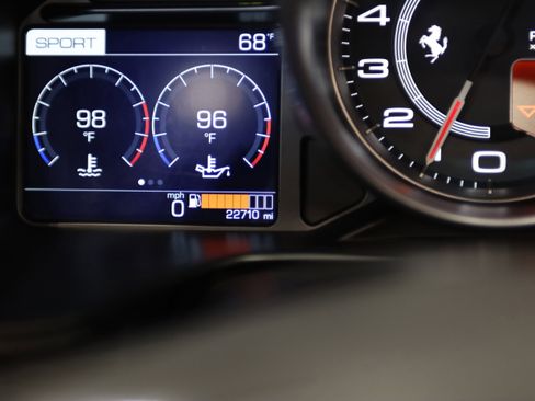 Used 2020 Ferrari Portofino image 24