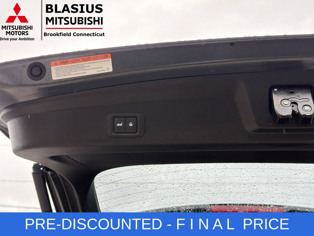Used 2024 Mitsubishi Outlander SE FWD image 59
