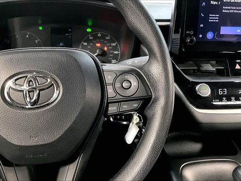Used 2025 Toyota Corolla LE FWD image 25