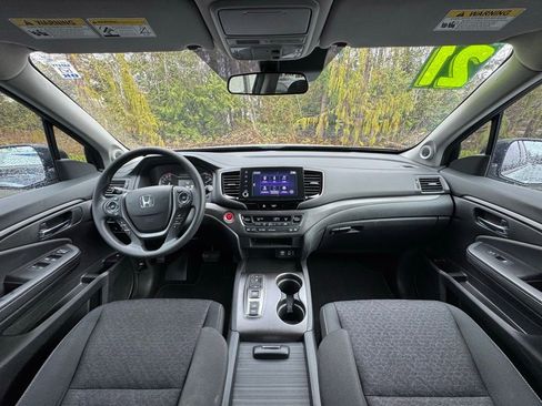 Used 2021 Honda Ridgeline Sport image 11