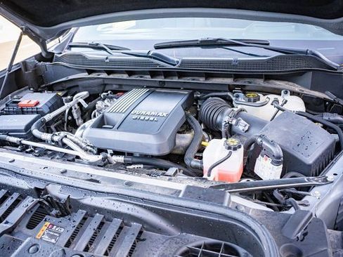 Used 2024 Chevrolet Silverado 1500 ZR2 w/ Technology Package image 41