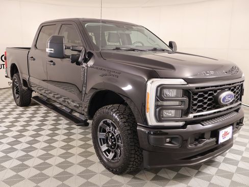 Used 2023 Ford F250 XL w/ STX Appearance Package AWD/4WD image 1