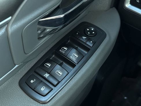 Used 2017 RAM 1500 Big Horn AWD/4WD image 22
