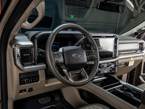 Used 2026 Ford F350 Platinum w/ Platinum Plus Package AWD/4WD image 17