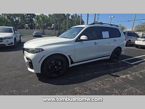Used 2021 BMW X7 xDrive40i w/ M Sport Package image 22