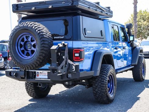 Used 2021 Jeep Gladiator Rubicon AWD/4WD image 12