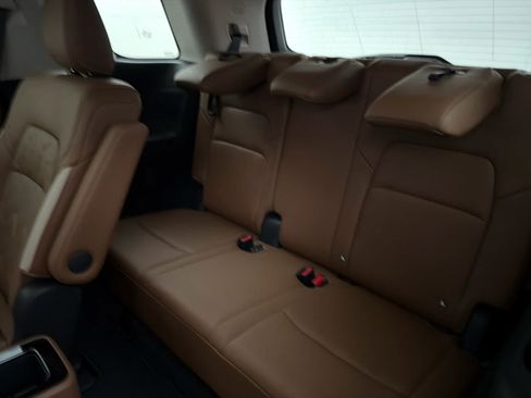 New 2026 Nissan Pathfinder Platinum w/ Cargo Package FWD image 17