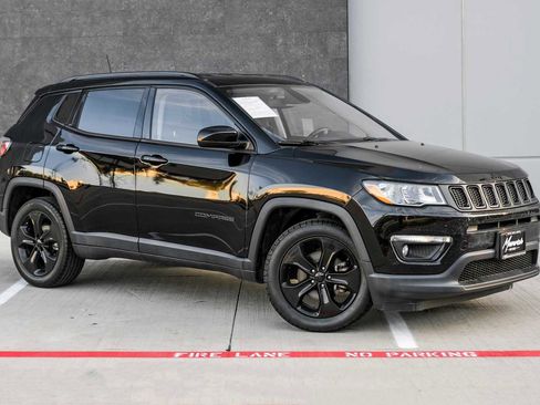 Used 2019 Jeep Compass Altitude image 6