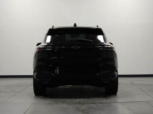 Used 2024 Chevrolet Equinox EV RS image 5