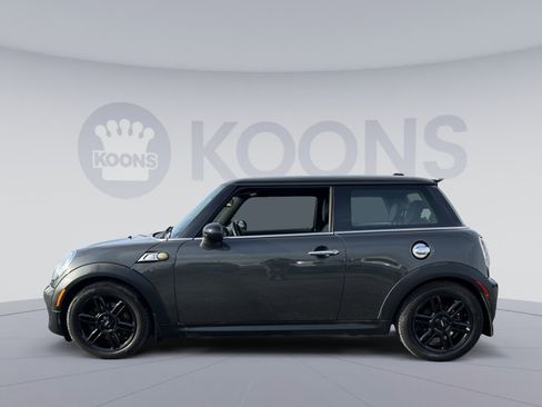 Used 2013 MINI Cooper S image 2