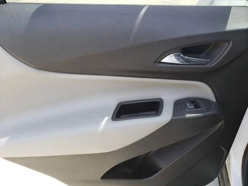 Used 2018 Chevrolet Equinox LT AWD/4WD image 14