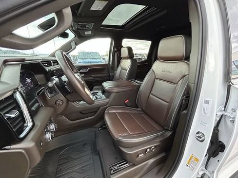 Used 2024 GMC Sierra 1500 Denali AWD/4WD image 31