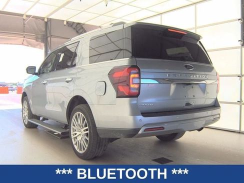 Used 2024 Ford Expedition Limited image 8