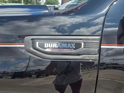 Used 2021 GMC Sierra 1500 Elevation w/ LPO, Elevation Black Package AWD/4WD image 20