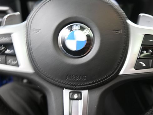 Used 2019 BMW 330i xDrive Sedan w/ M Sport Package AWD/4WD image 16