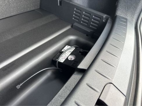 Used 2023 Fisker Ocean Ultra image 38