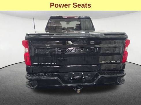 Used 2022 Chevrolet Silverado 1500 Custom AWD/4WD image 7
