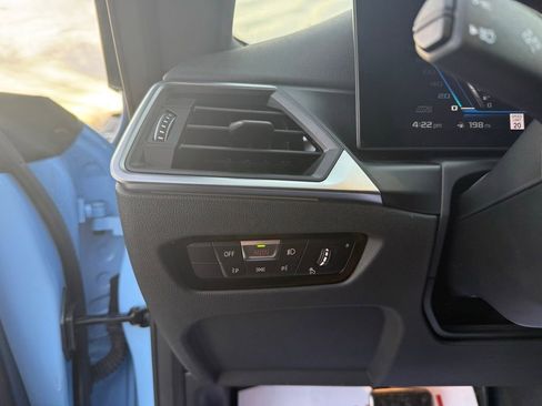 Used 2024 BMW M2 Base w/ Lighting Package image 21